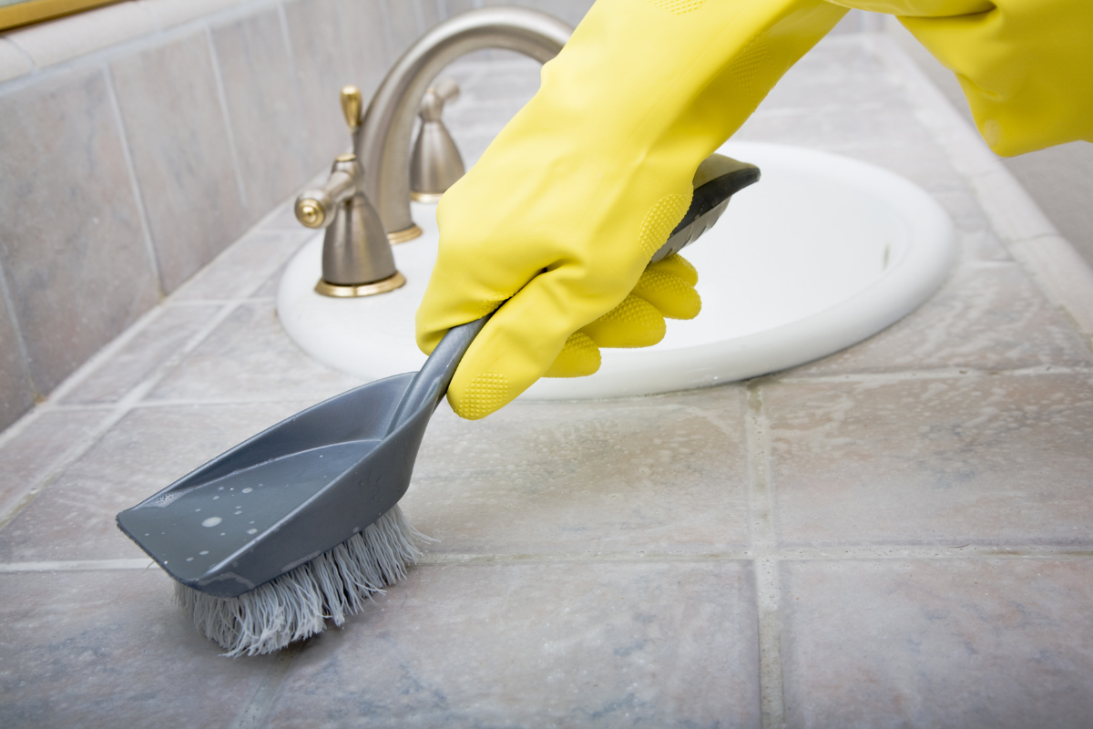 5-Normal Bathroom Cleaning - Image 3